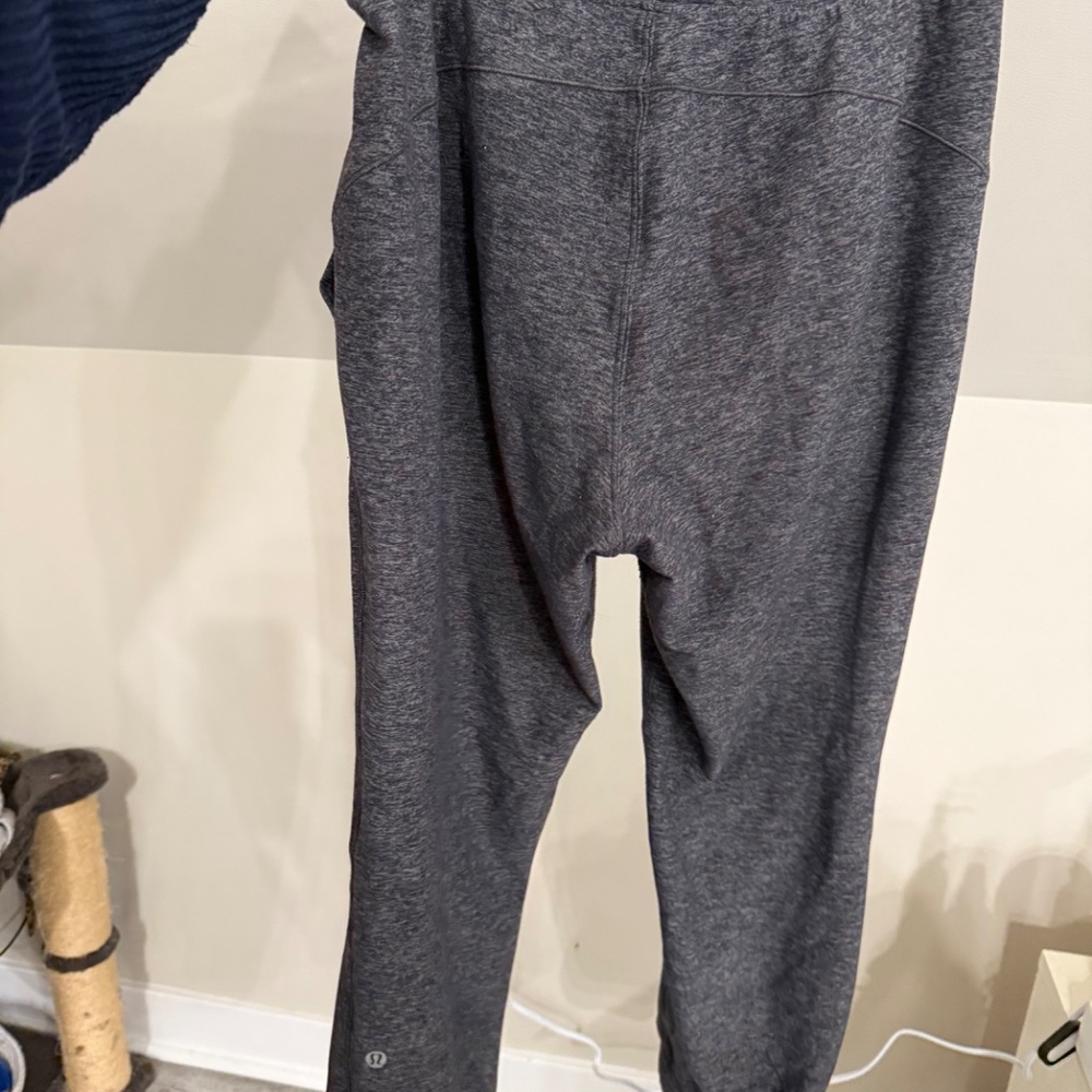 Joggers - Picture 2 of 2